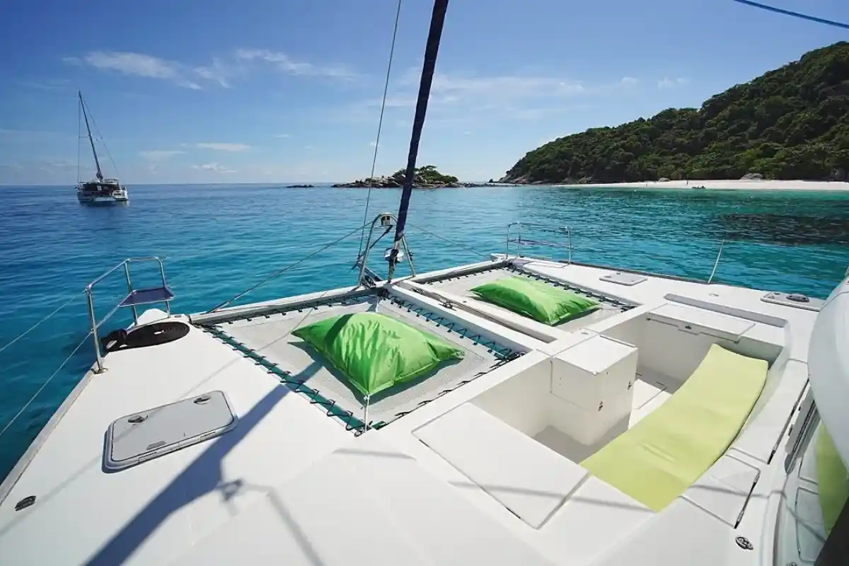 Limes charter yacht