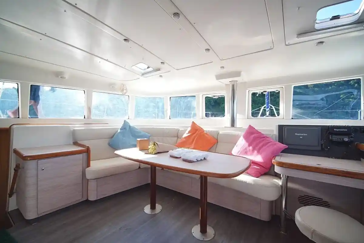 Limes charter yacht