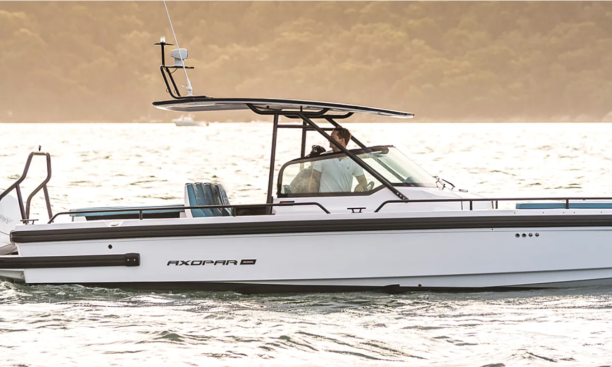  Limo | 28ft  | Charter Yacht in Phuket