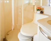  Peach | 45ft Sea Ray | Charter Yacht in Phuket