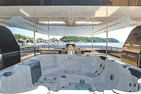 Yona charter yacht