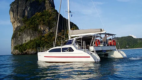 Dreamer — 33ft Seawind Charter Koh Samui to Nang Yuan