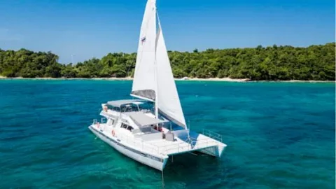 Sunwing — 75ft Custom Build Power Catamaran Charter Phuket